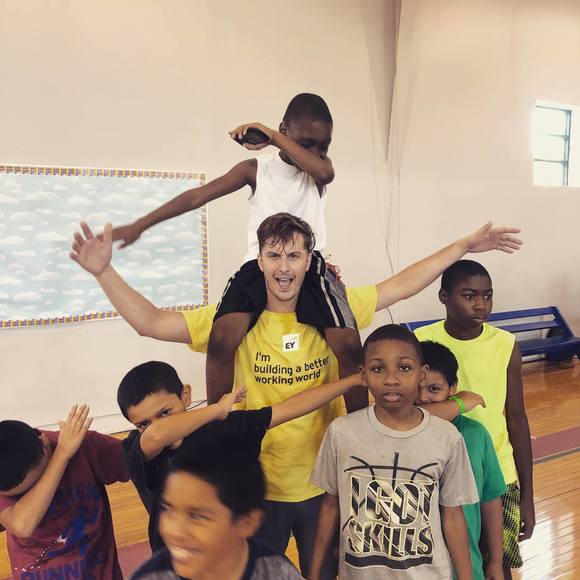 Meet your Posher, Kyle - Picture 1 of 1